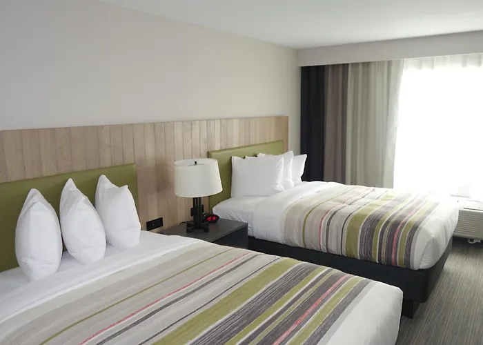 Country Inn & Suites By Radisson, Lawrence, Ks