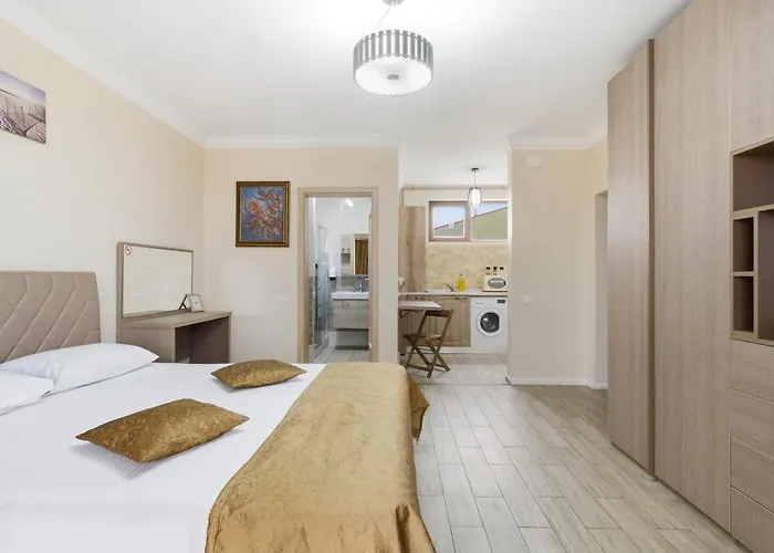 Reyna Apart Hotel