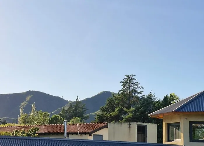 Posada Faro Serrano