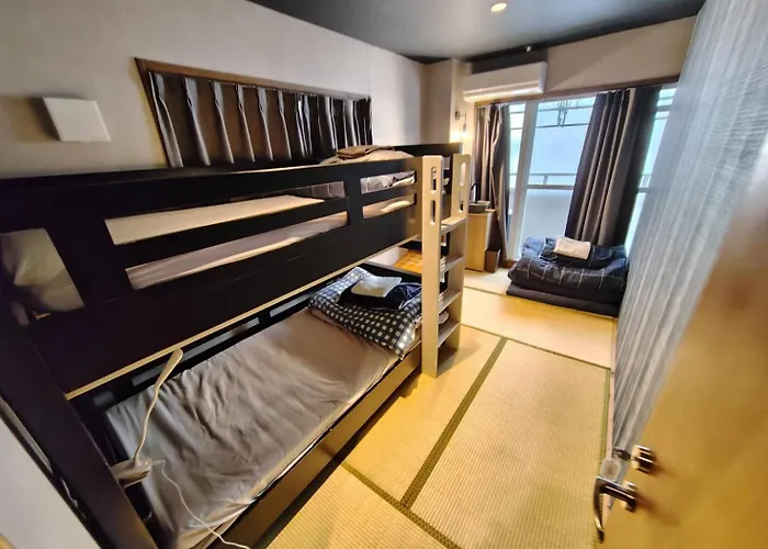 Sakae Guesthouse