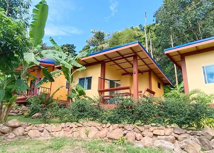 Alisa Bungalows