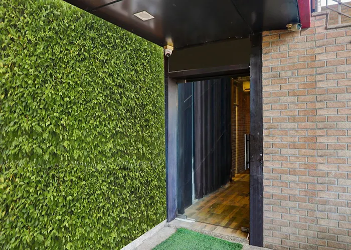 Oyo Townhouse Awas Vikas Kalyanpur