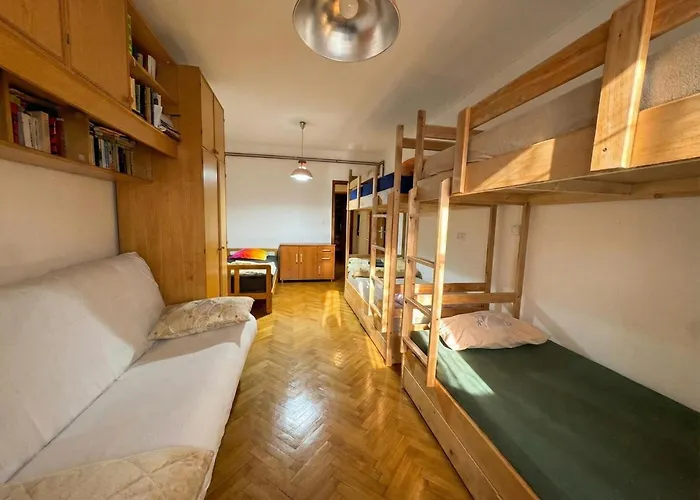 Golden Bay Apartment