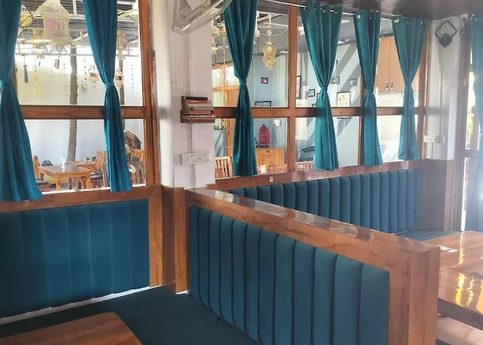 Moon Dance Garden & Restaurant
