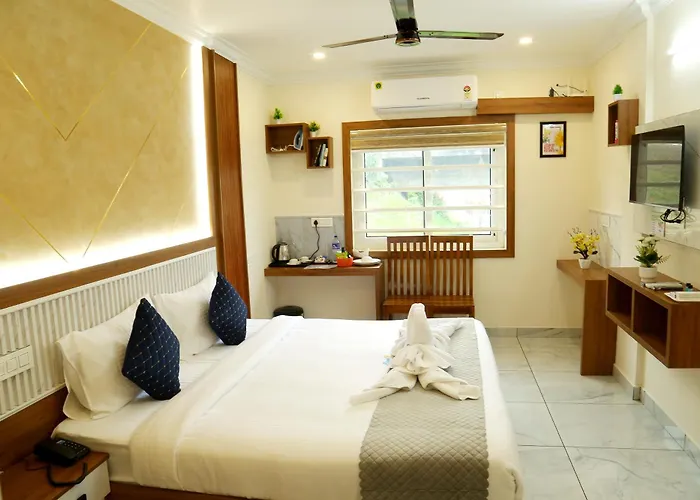 Cloud9 Airport Hotel