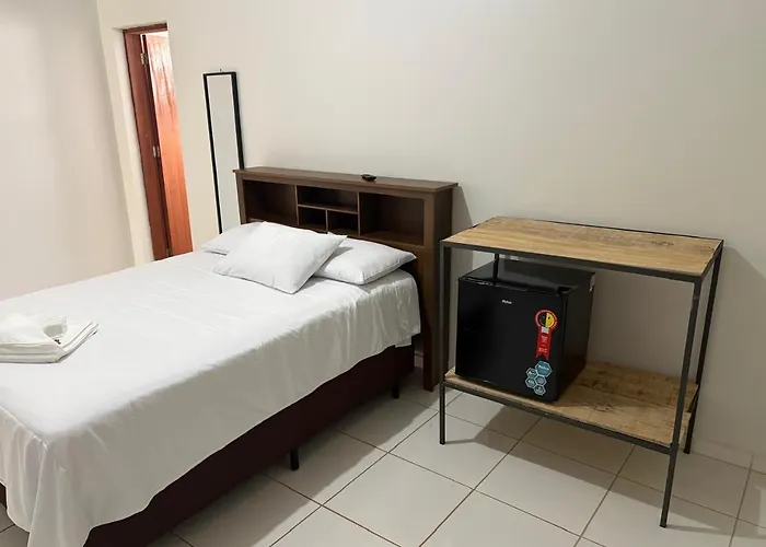 Hotéis de Campina do Monte Alegre