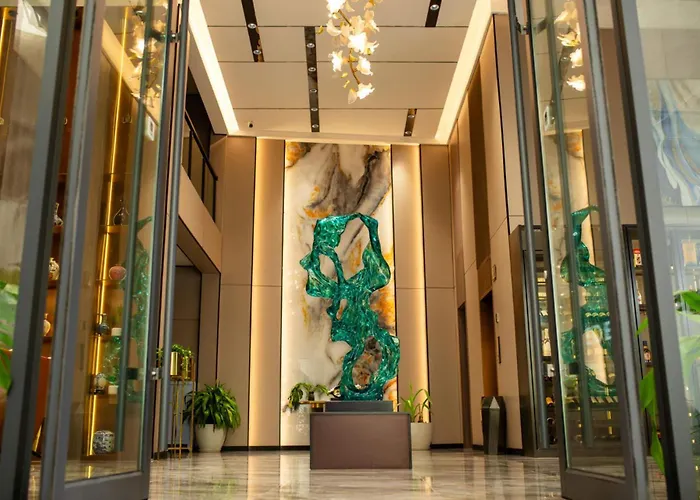 Hotel EDEN