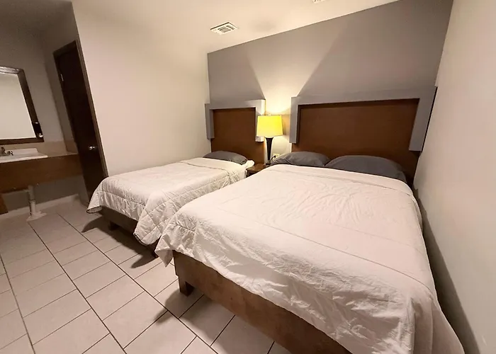 Hotel Mirage Diagonal