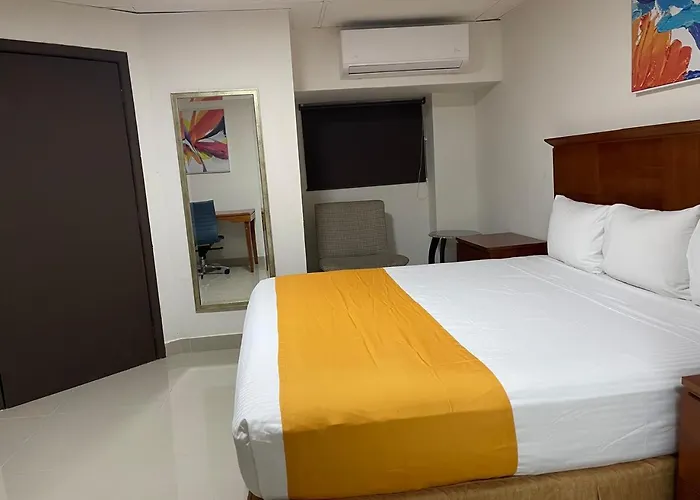 Hotel Frontera Baja