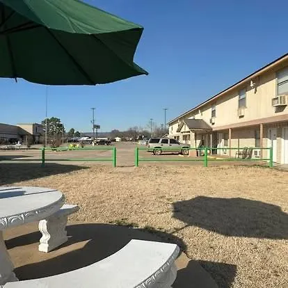 Travelers Inn Motel