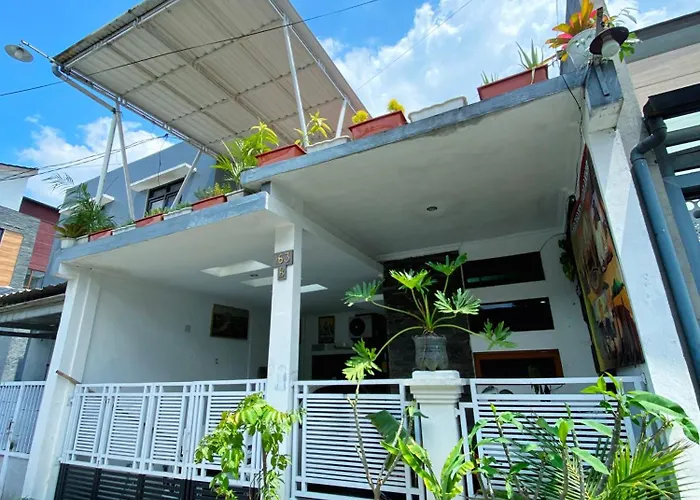 Bandung Costay