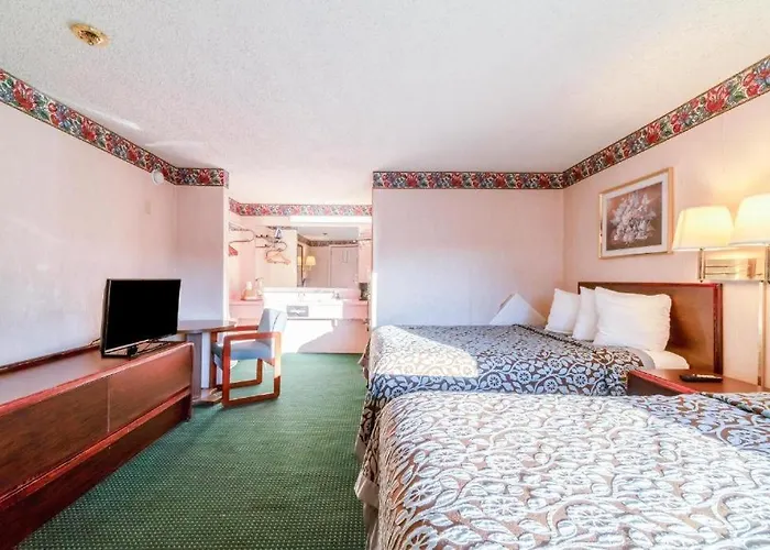 Ozark Junction Inn