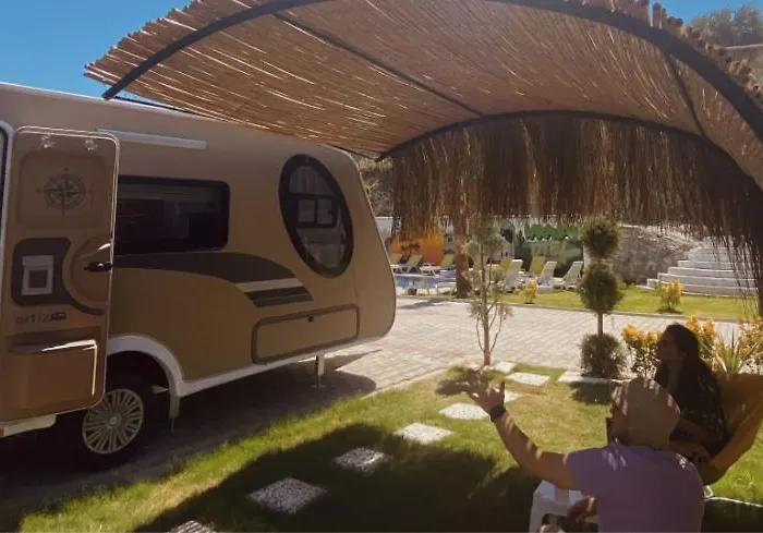 Guenes' Te Karavan Otel