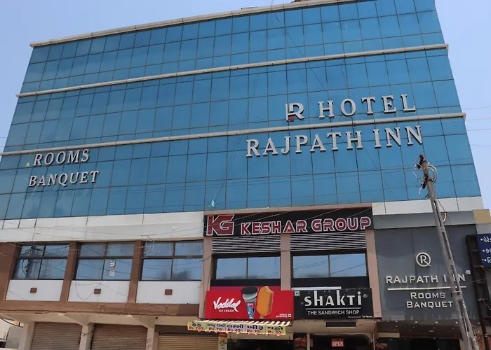 Hotel Rajpath Inn