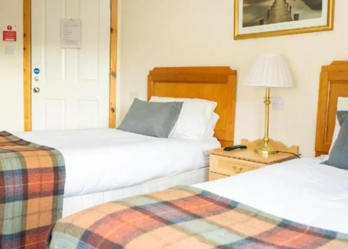 Westend Hotel & Bar