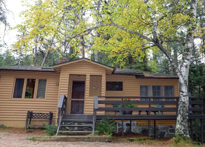 Timber Bay Lodge And Houseboats