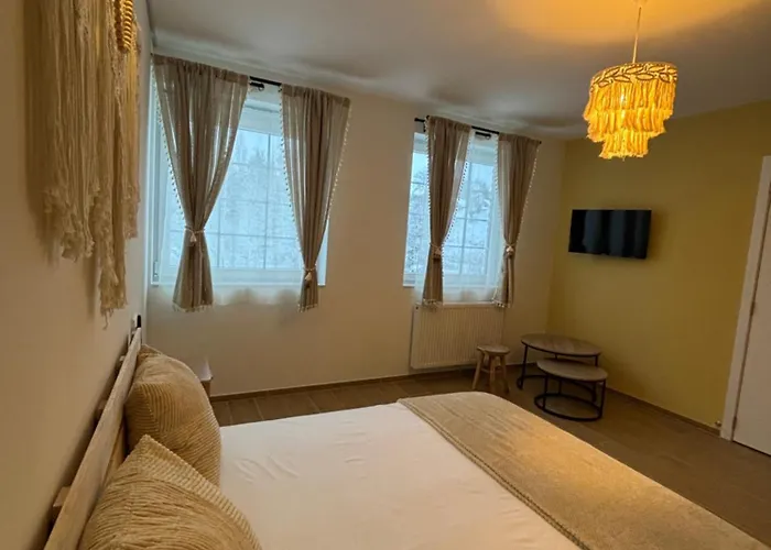 Le Bovary Hotel Riad