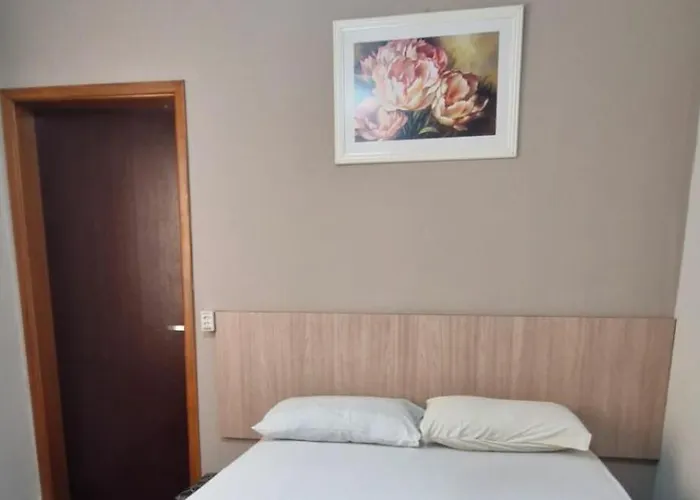 Hotel Triangulo Itai
