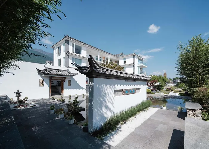 The Windyard Kazan Onsen Hotel-Private Hot Spring Bathtub Close To South Gate Of Dali Ancient Town - Free Pick-Up From Airport & Railway Station For 3 Nights