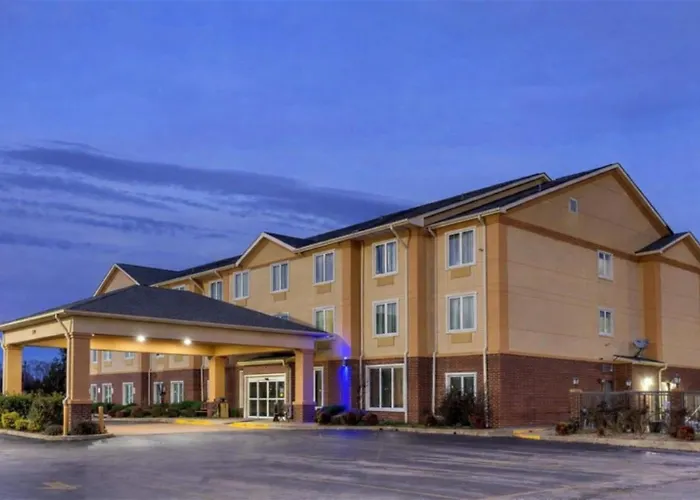 Springplace Inn & Suites