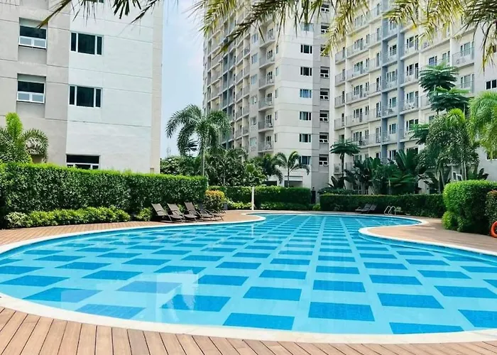 Haute Haven - 1Br With Balcony