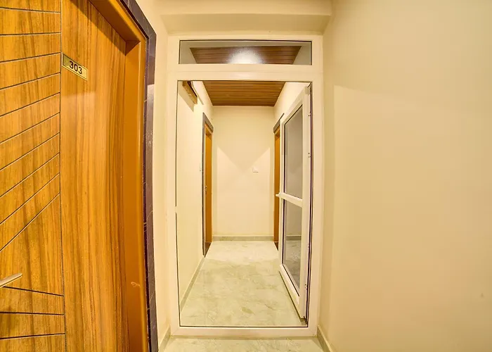 Hotel Airline Inn - Near Intl Airport