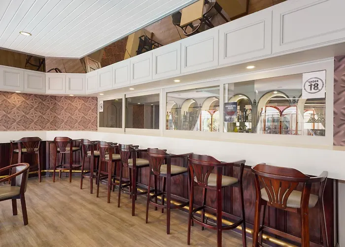Hotels in Worcester