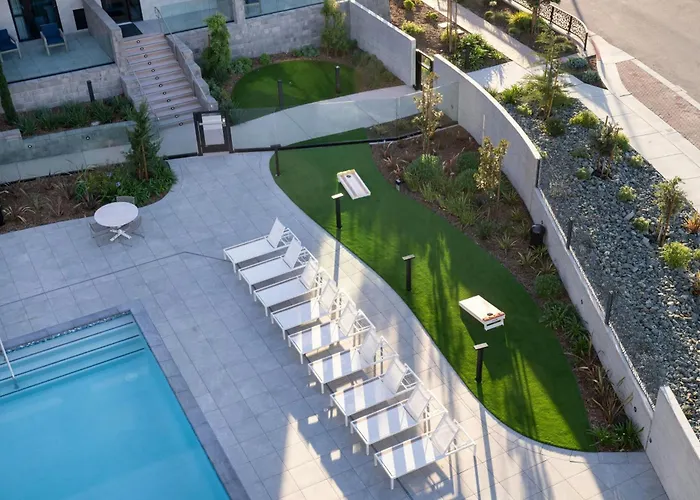 Courtyard By Marriott Sand City Monterey
