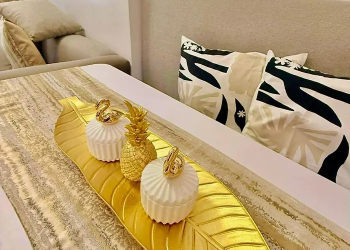 Golden Maison De Luxe