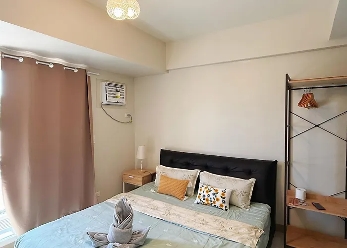 Condo Studio Unit In Central By Casa De Mira