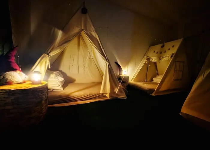 Santa'S Indoor Camping Hostel