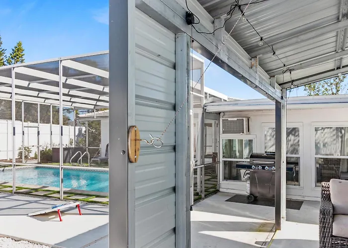 Cozy Retreat L Heated Pool L Games L Near Ami Beaches