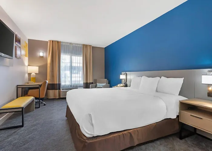 Comfort Inn & Suites Sacramento - University Area