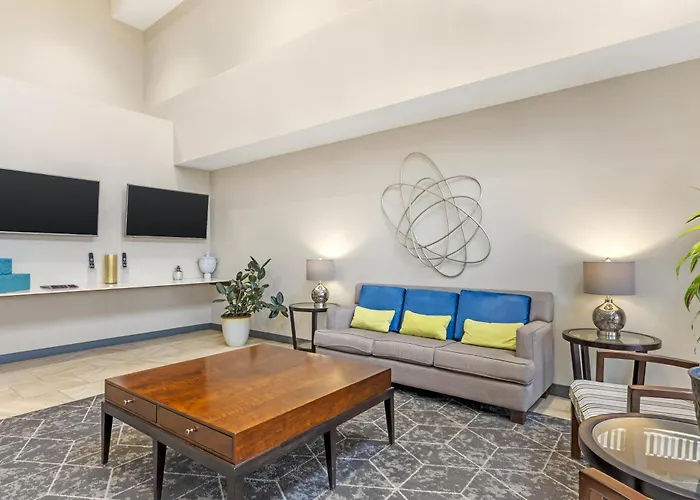 Best Western Plus Centralia Hotel & Suites