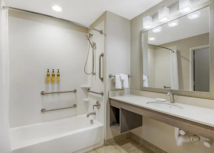 Best Western Plus Centralia Hotel & Suites