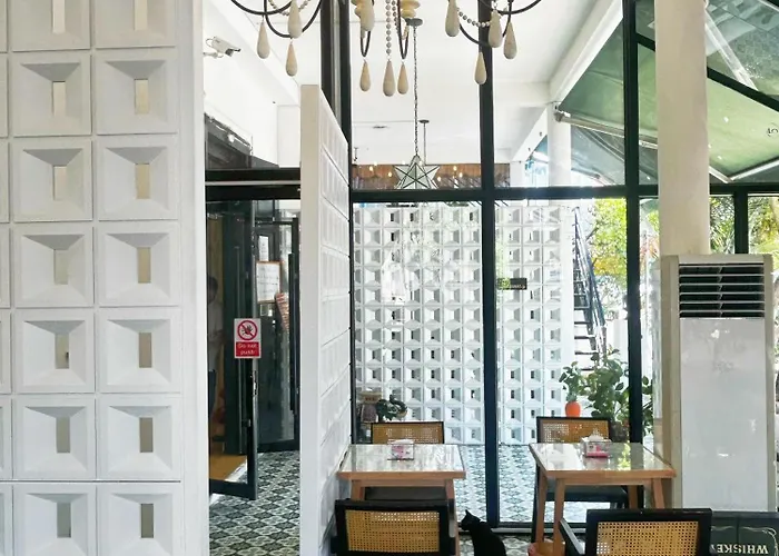 Syri Guesthouse Vientiane Hostel & Cafe