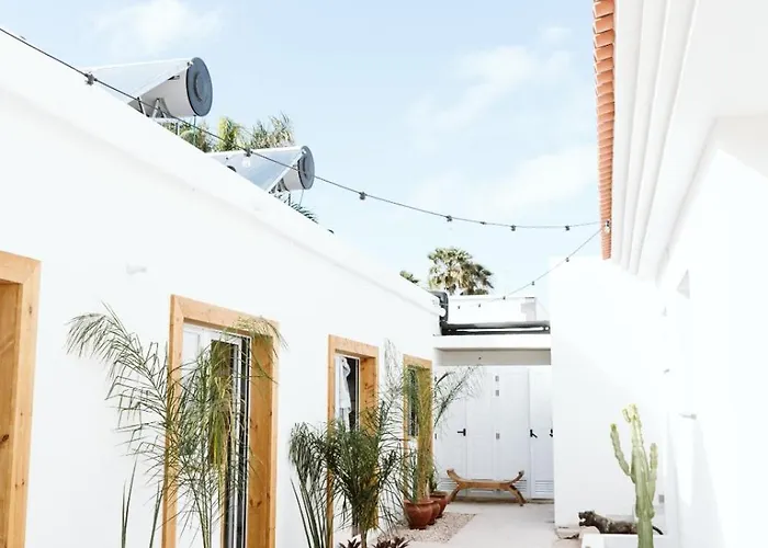 Arena Wave Hostel