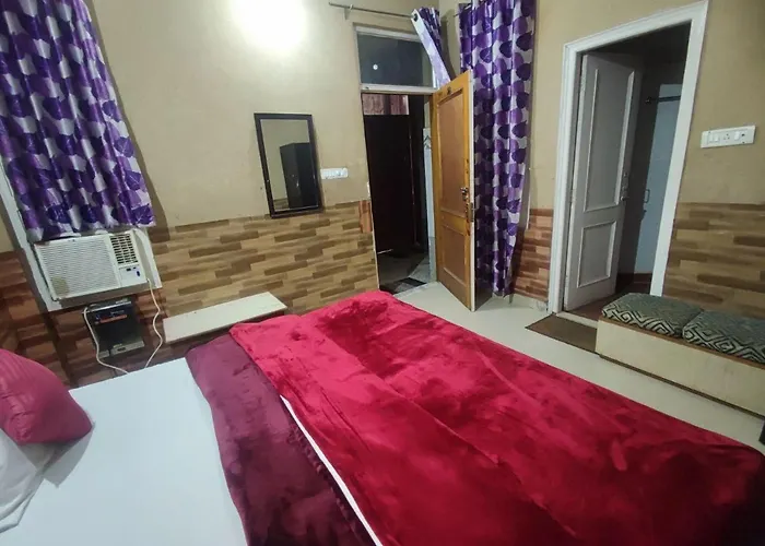 Hotel Ishaan International Near Yatra Parchi Counter 2