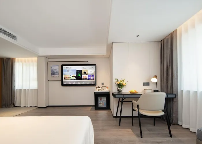 Atour Hotel Qingdao Jinshatan Xiangjiang Road Subway Station