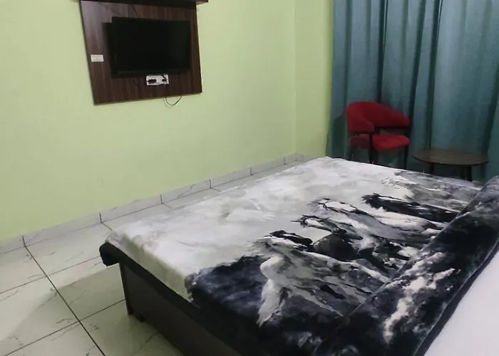 Hotel Neel Kamal Near Chandigarh Railway Station