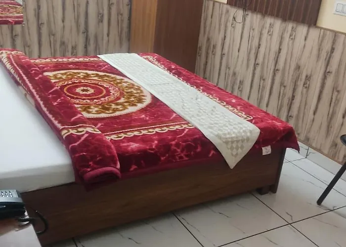 Hotel Neel Kamal Near Chandigarh Railway Station