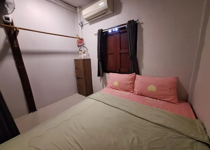 Pa Kham hostel