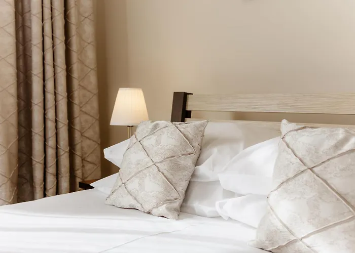 Hotel N
