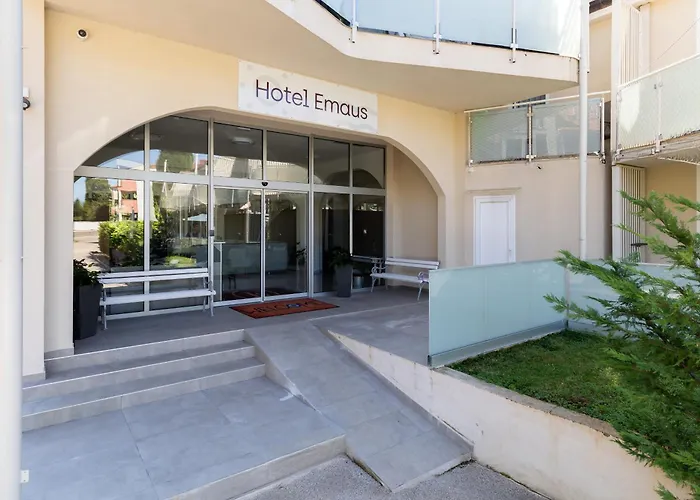Hotel Emaus