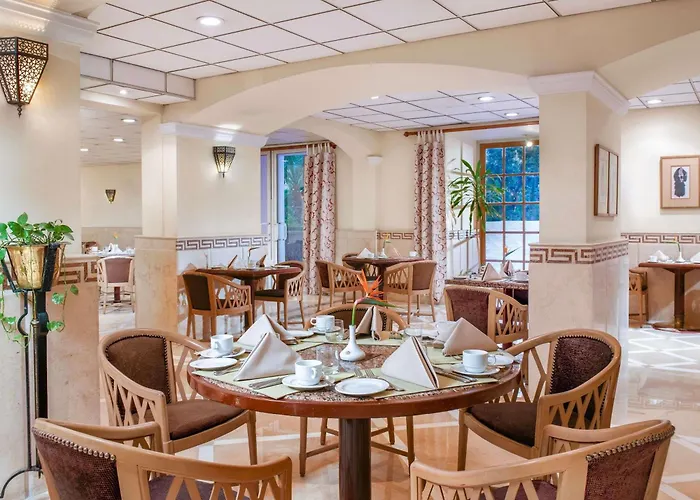 Pavillon Winter Luxor