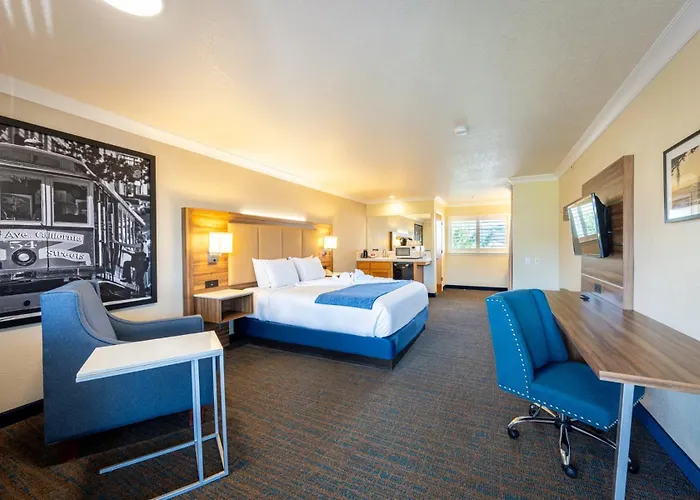 Cayucos Beach Inn