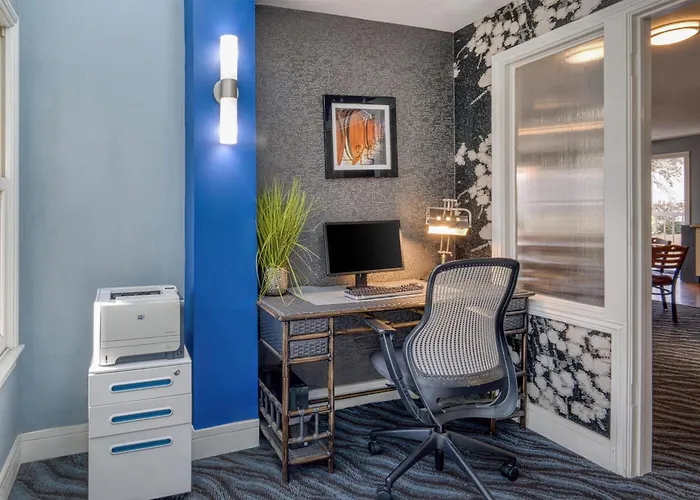 Surestay Plus Hotel By Best Western Mountain View