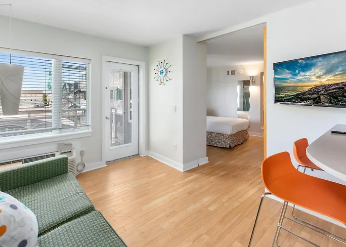 Williamstown Cheap Hotels