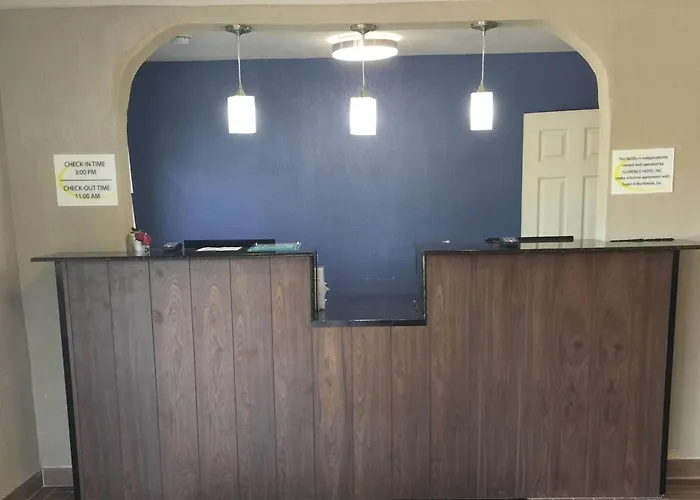Super 8 By Wyndham Florence
