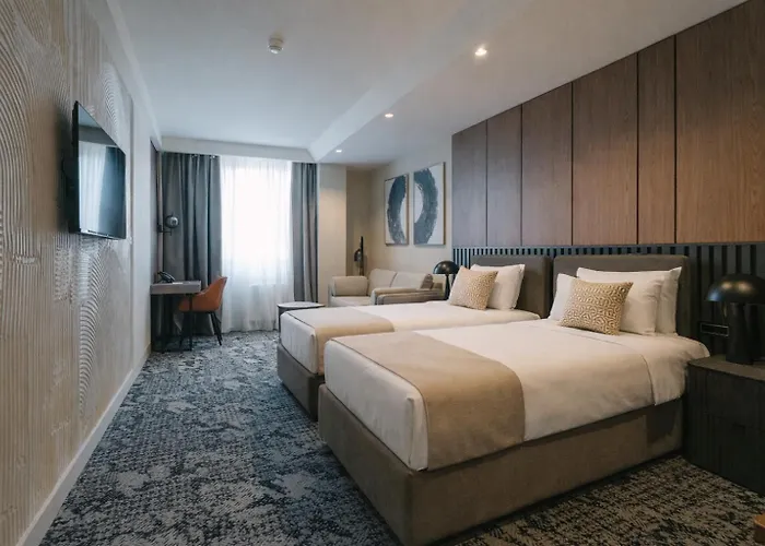 Hotel Hedonic